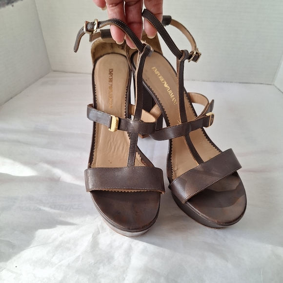 Emporio Armani Shoes - EMPORIO ARMANI LEATHER PLATFORM SANDAL SZ 11/ EU41